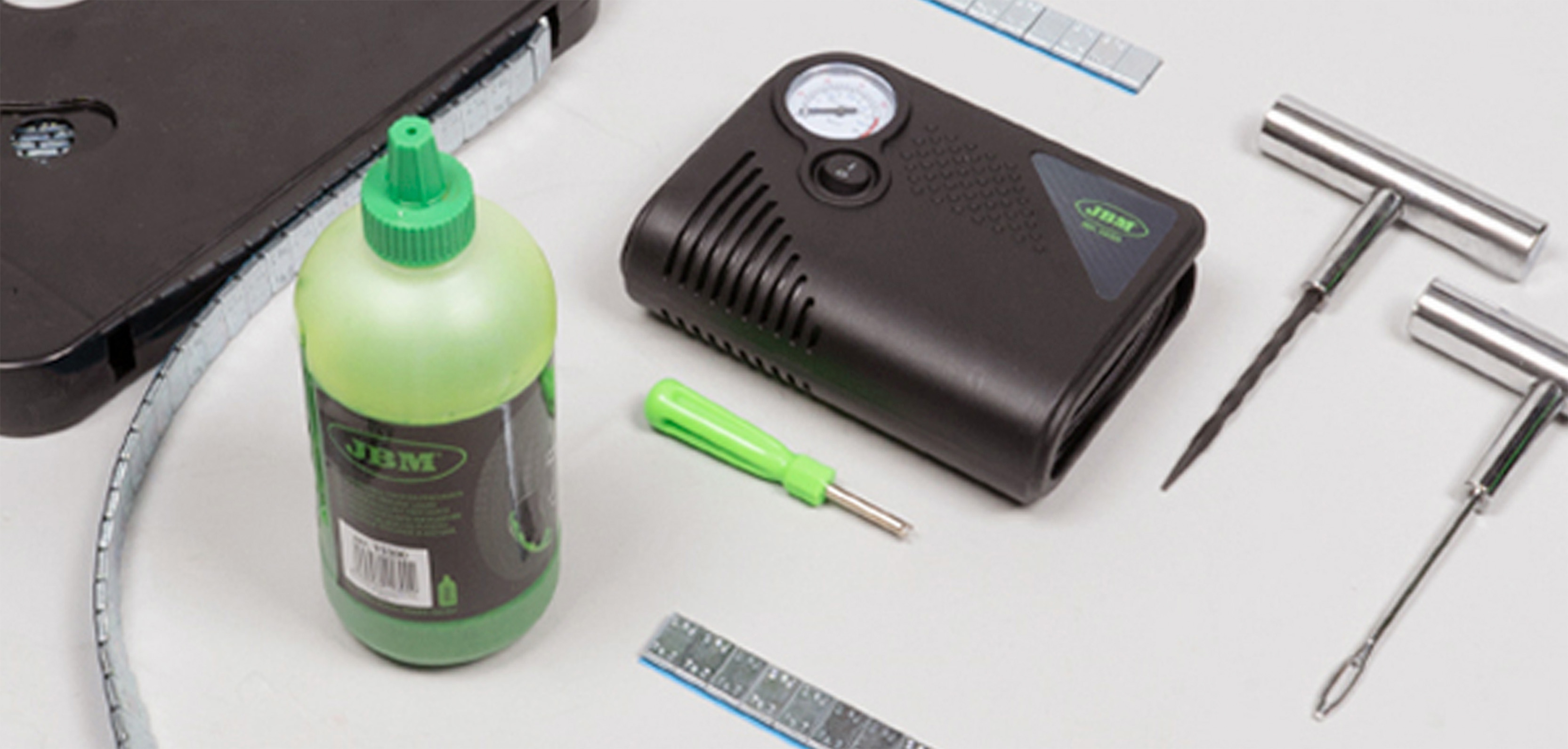 ACCESSORI PER PNEUMATICI